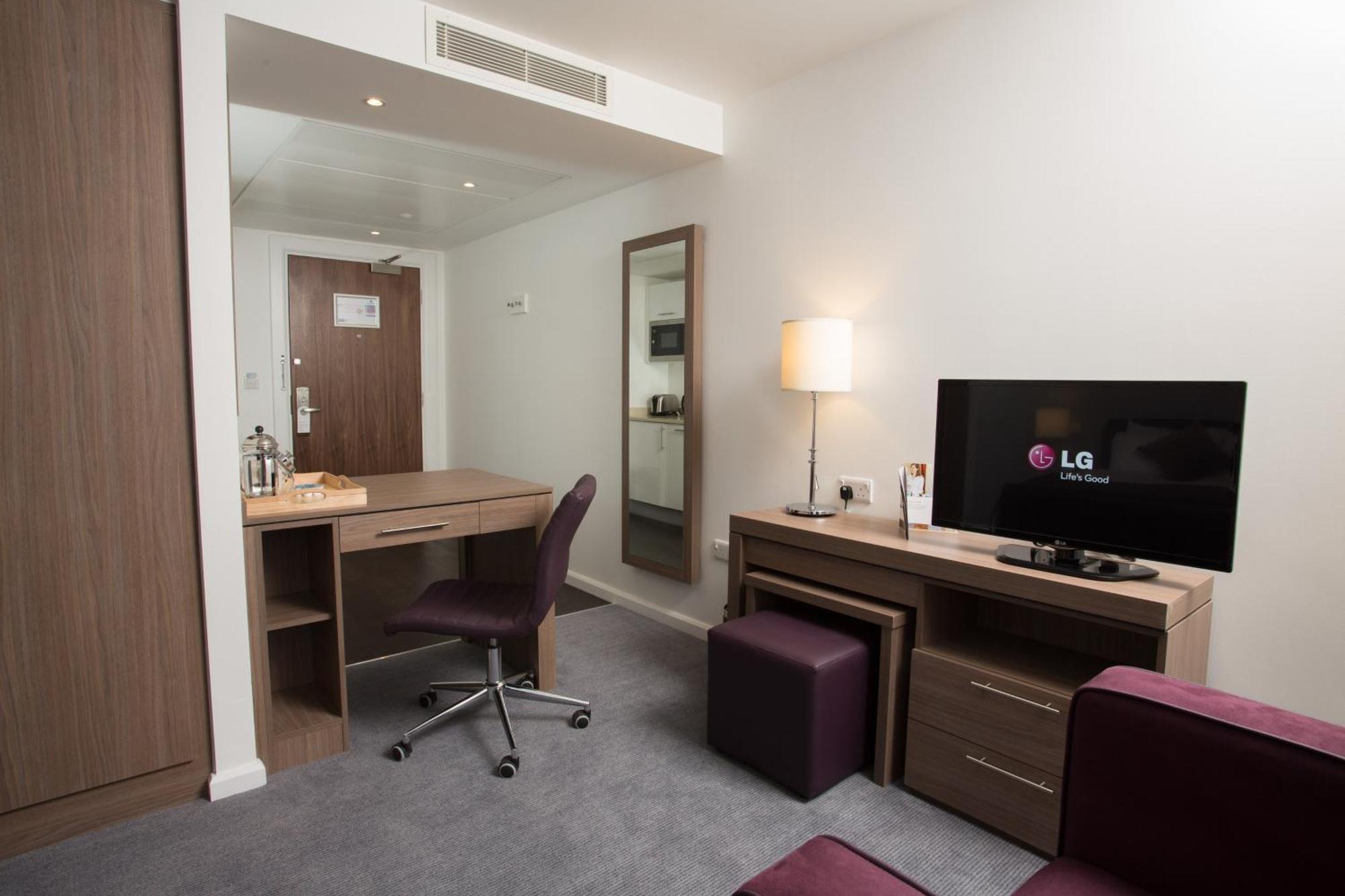 Staybridge By Ihg Hotel